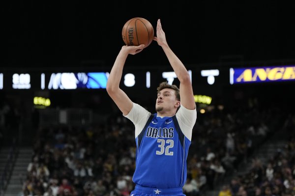 涨声操盘 弗拉格: 欧文在比赛中提醒我鼓起斗志 我下半场想打得更有侵略性